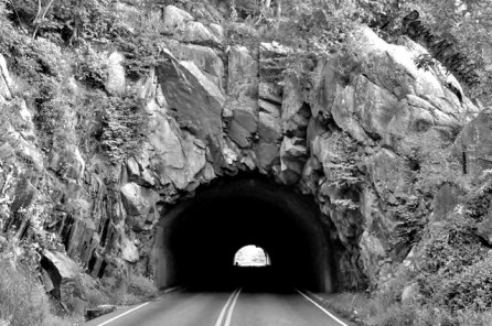 marys-rock-tunnelw.jpg